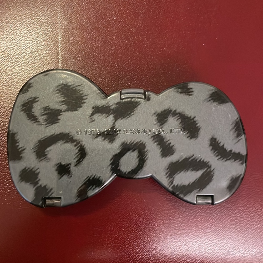Y2k Hello Kitty Bow Leopard Print Double Mirror - image 2